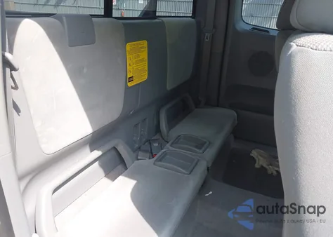 2008 Toyota Tacoma from USA, damaged, VIN 5TETX22N68Z539747